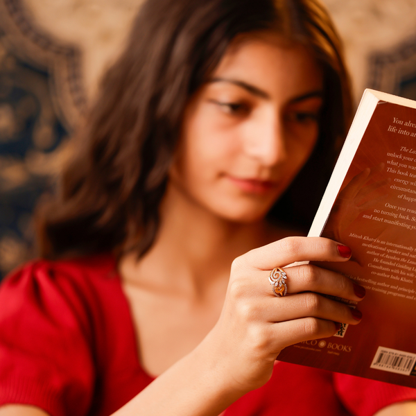 Emerald Swirl Aura Adjustable Ring